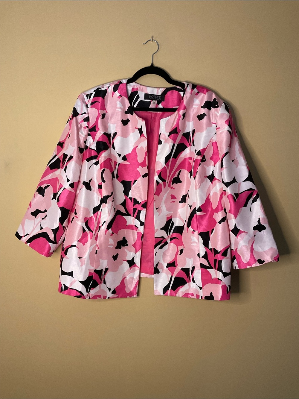 Kasper Pink White Black Floral Open-Front Blazer
